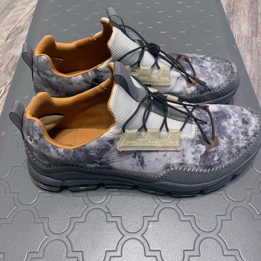 Men’s On Cloud Cloudaway, Smokey Quartz. Size 13, barely worn.